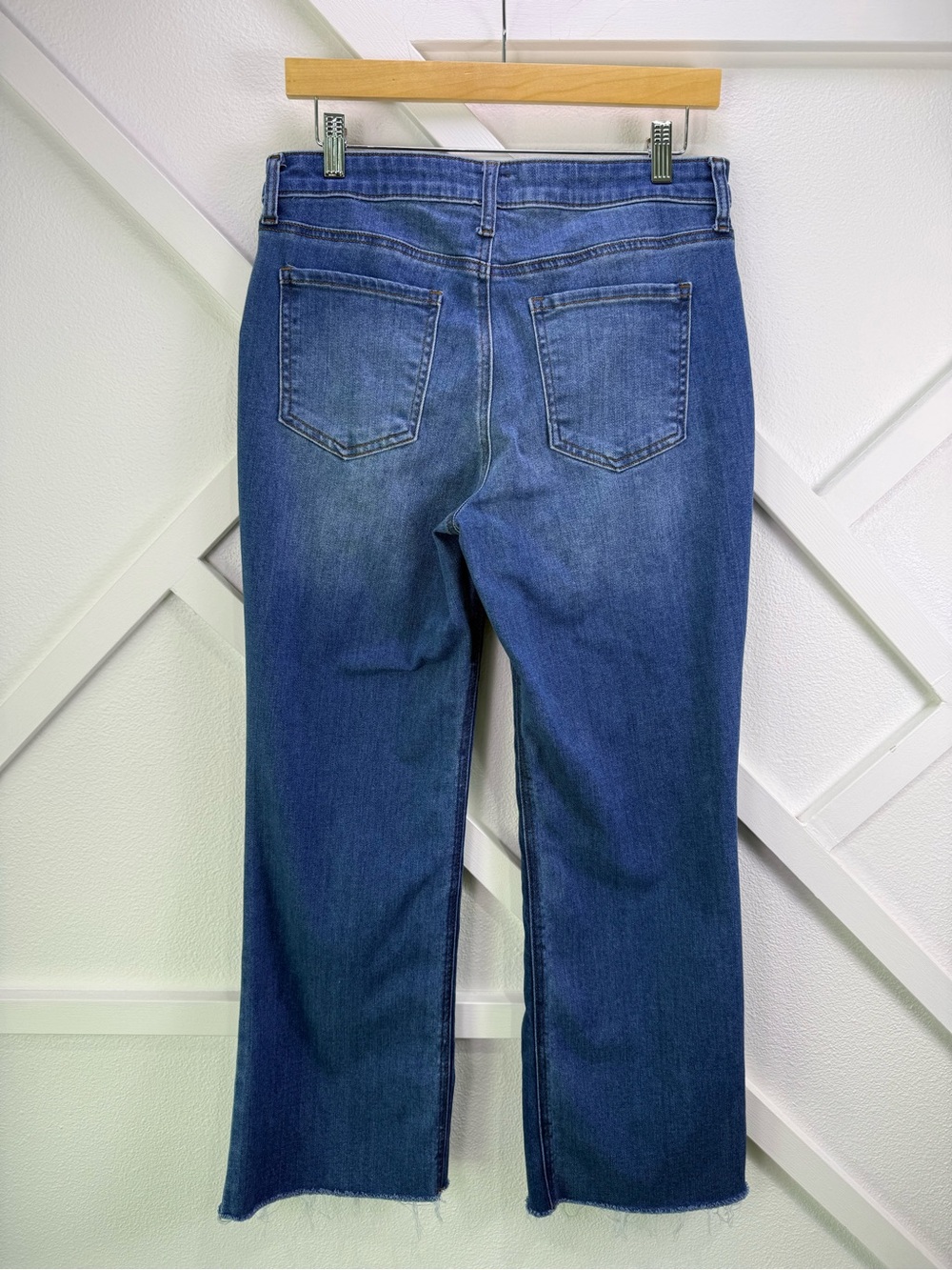 Kut From The Kloth Kelsey Raw Hem Kick Flare Jeans Size 8 - Picture 7 of 12